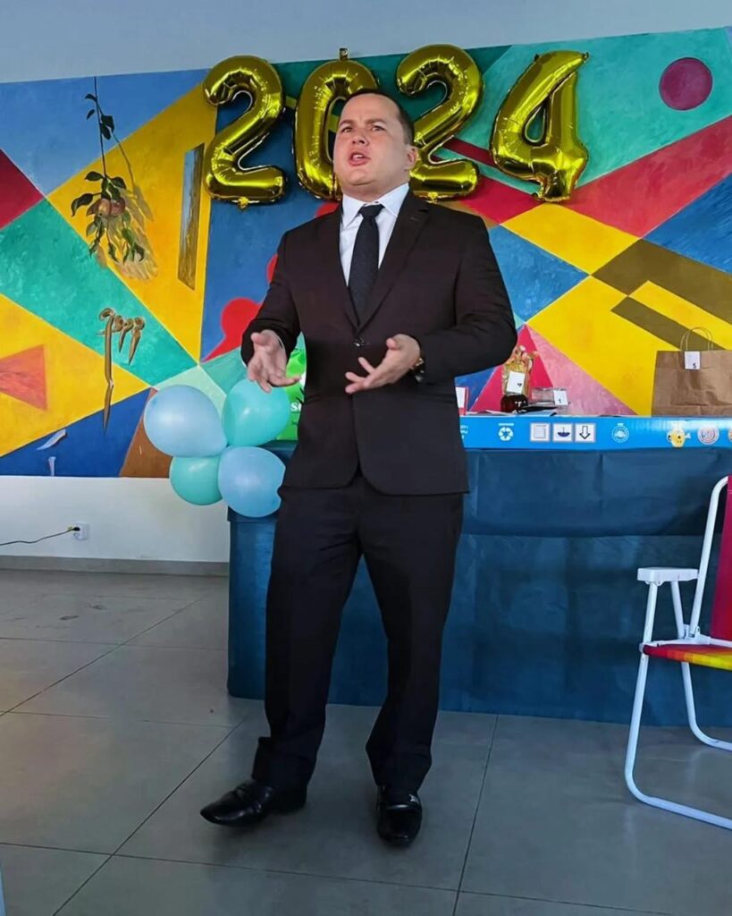 PALESTRAS EMPRESARIAIS: TEMAS DIVERSOS COMO ASSÉDIO SEXUAL, MOTIVACIONAL, CÓDIGO DE DEFESA DO CONSUMIDOR etc.